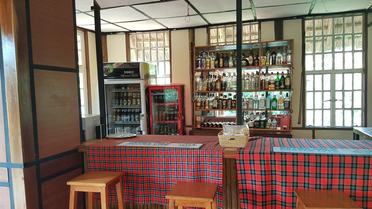 Eileen'S Trees Inn Karatu Kültér fotó